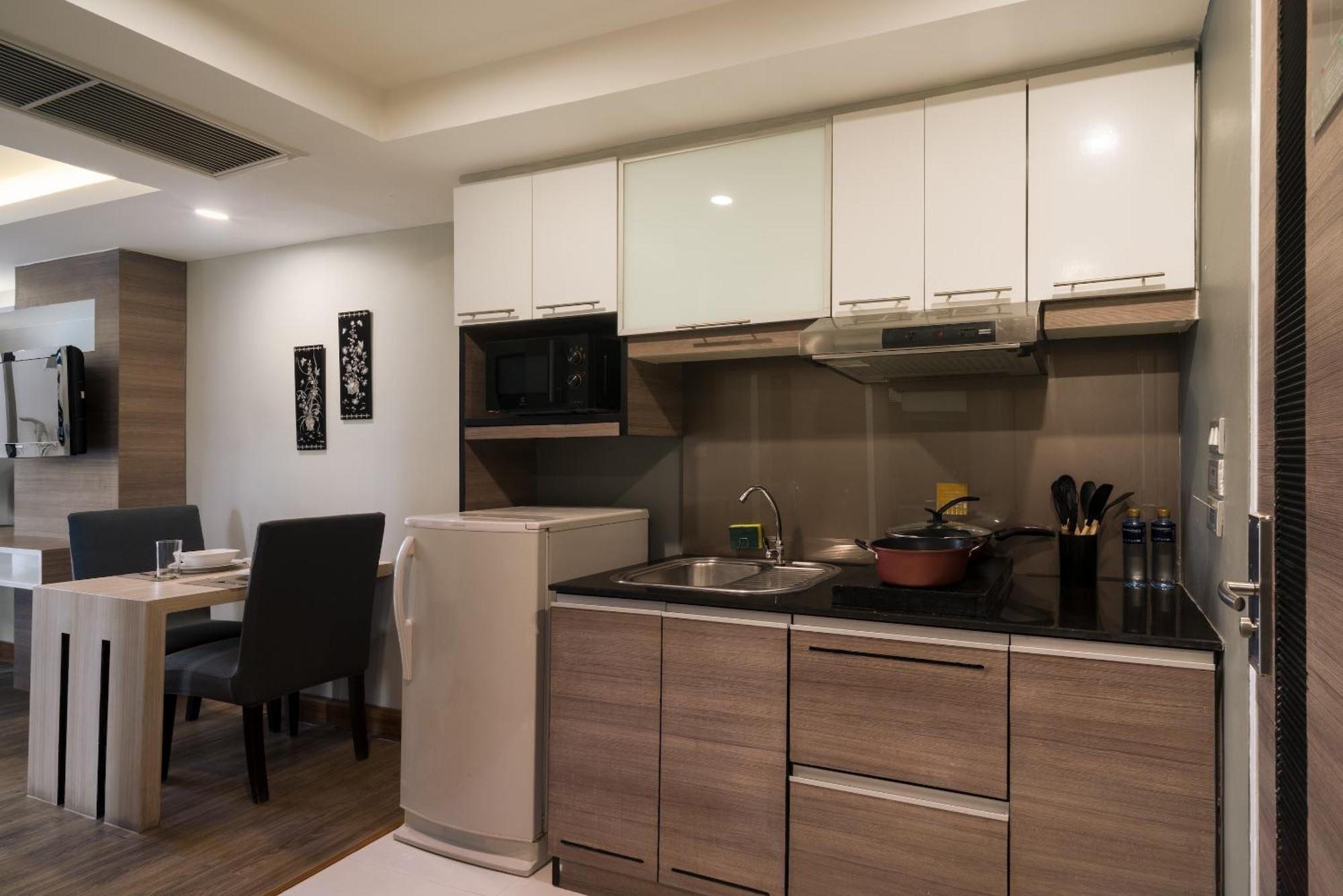 בנגקוק Aspira Suites Sukhumvit 20 מראה חיצוני תמונה