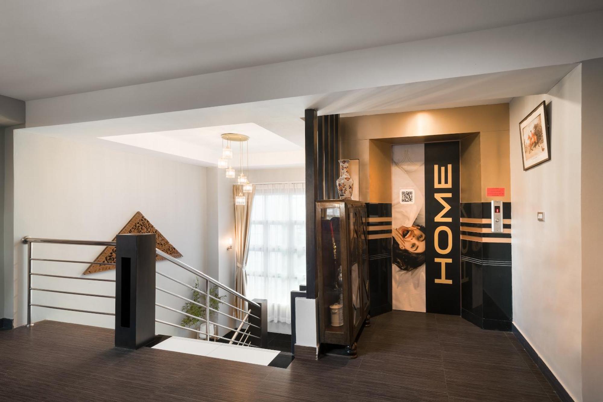 בנגקוק Aspira Suites Sukhumvit 20 מראה חיצוני תמונה