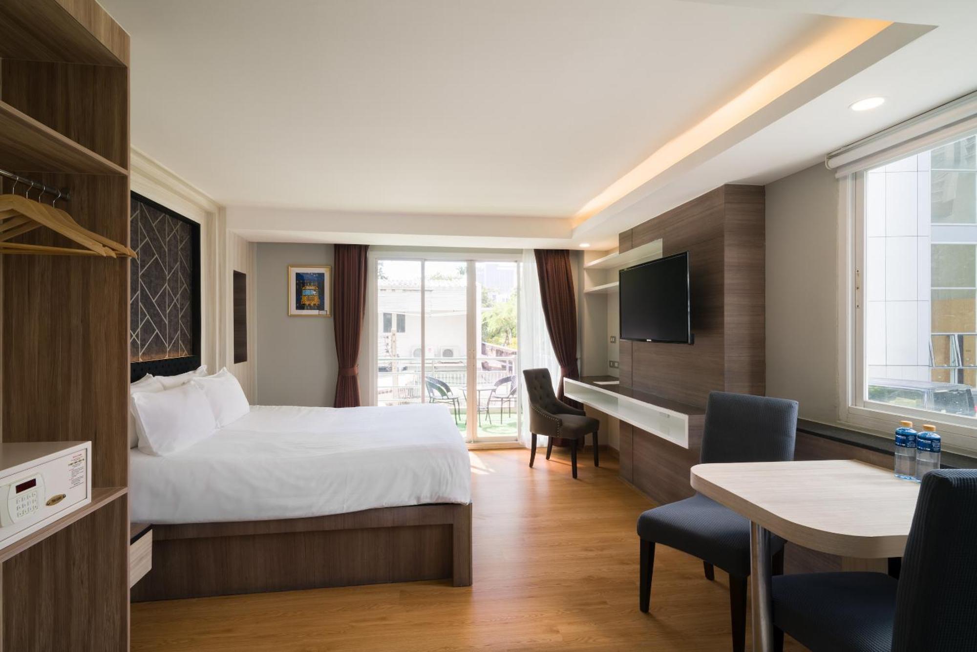 בנגקוק Aspira Suites Sukhumvit 20 מראה חיצוני תמונה