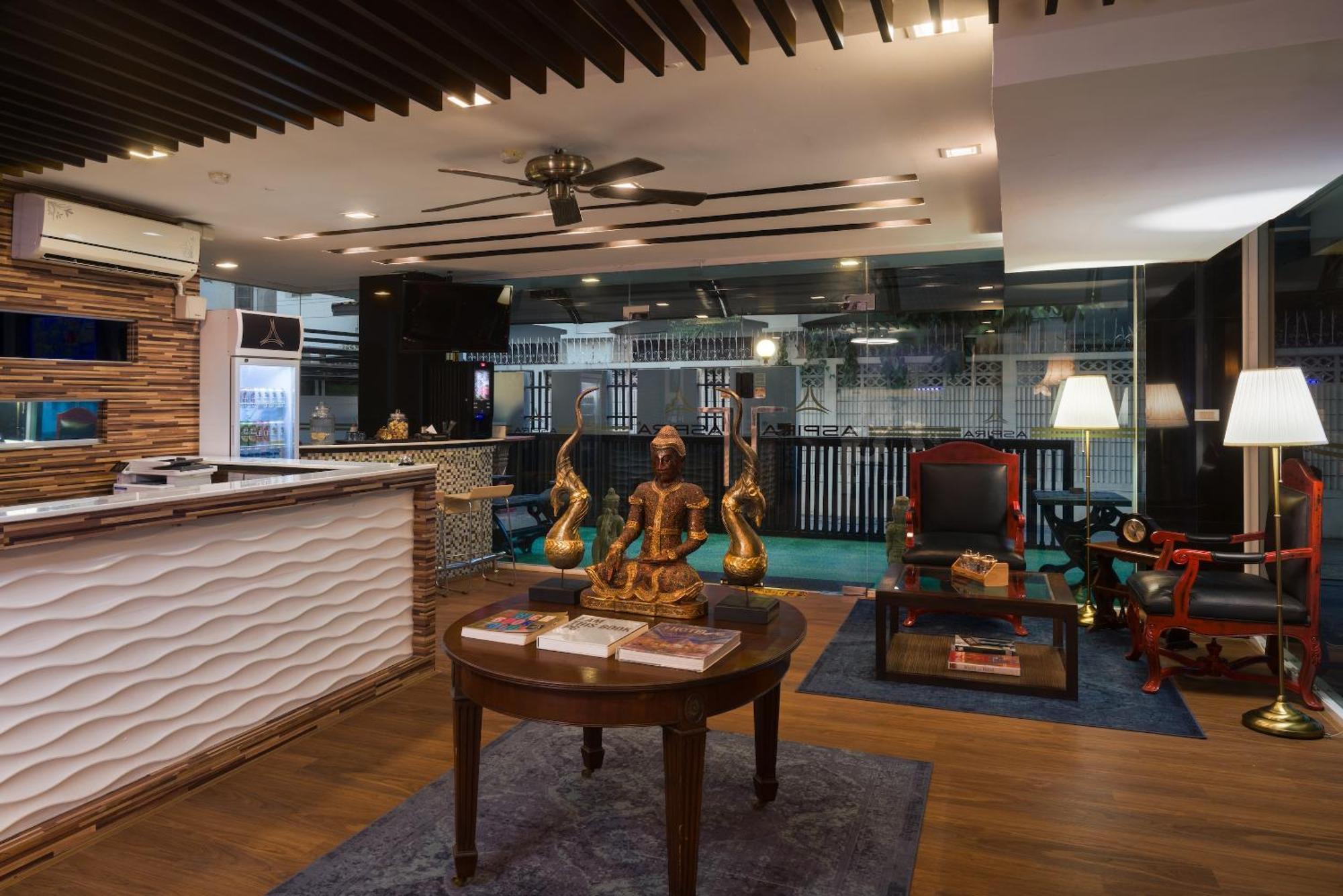 בנגקוק Aspira Suites Sukhumvit 20 מראה חיצוני תמונה