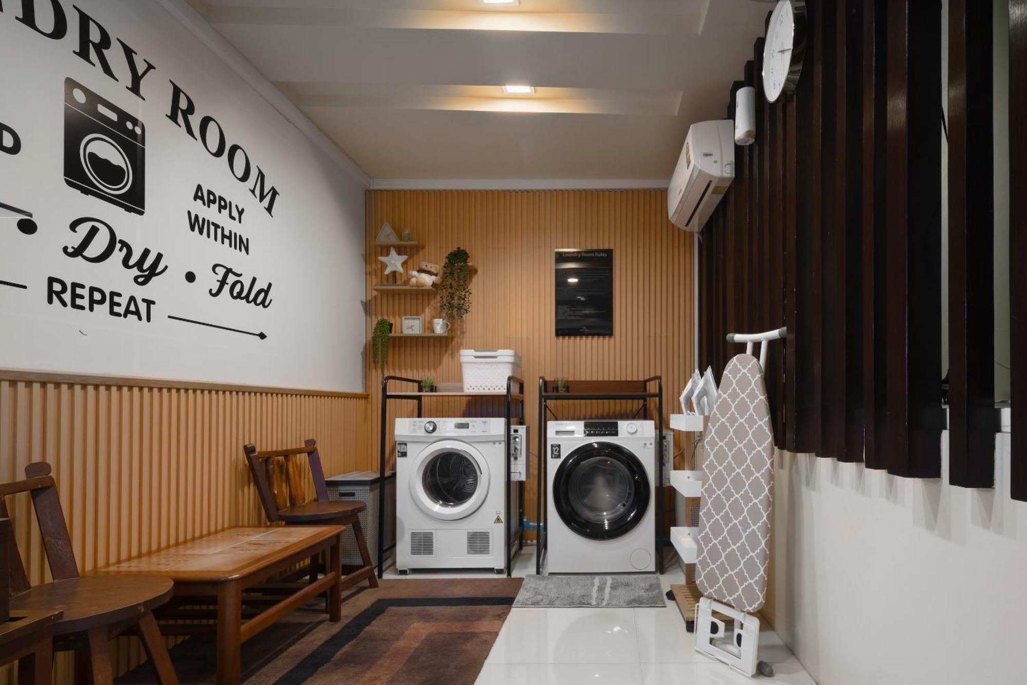 בנגקוק Aspira Suites Sukhumvit 20 מראה חיצוני תמונה