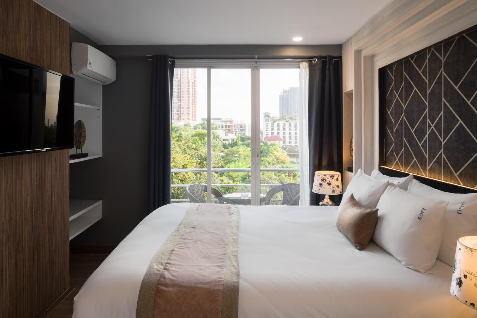בנגקוק Aspira Suites Sukhumvit 20 מראה חיצוני תמונה