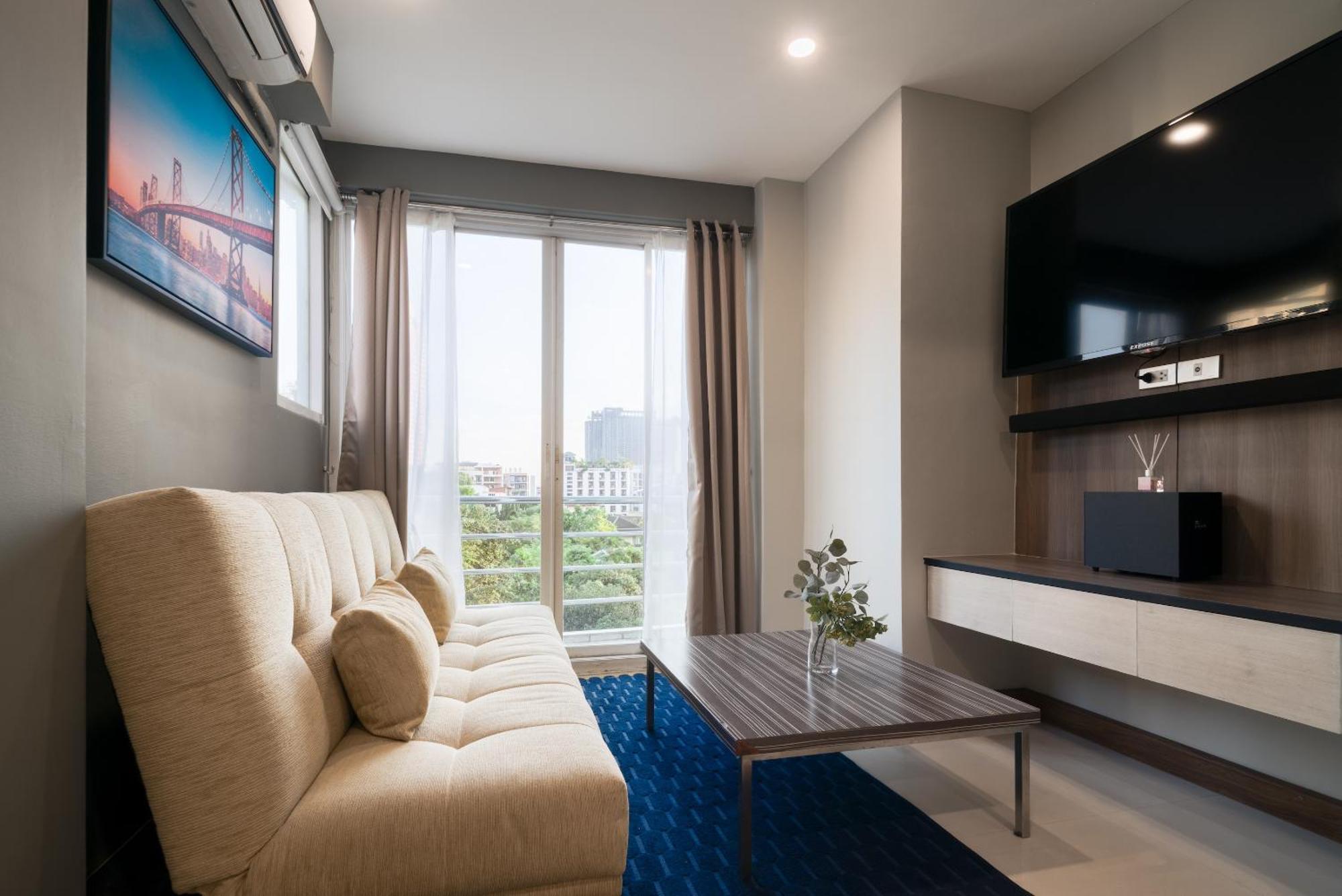 בנגקוק Aspira Suites Sukhumvit 20 מראה חיצוני תמונה